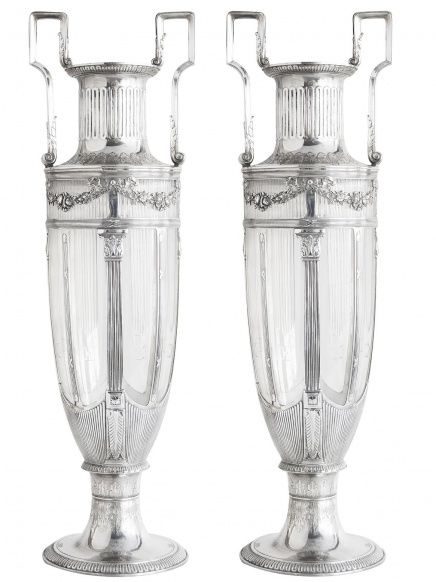 Vases (Orivit) (German)