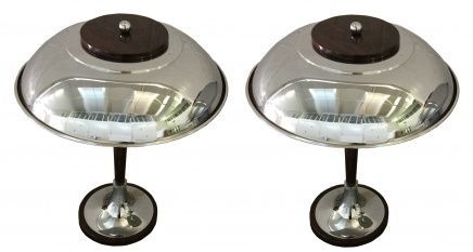 2 table lamps