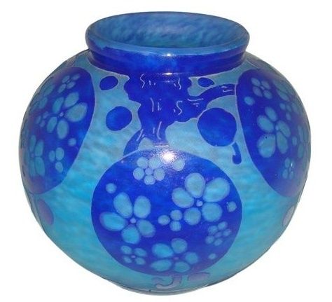 Glass Le Verre ( Decoration Azurretes )(French)